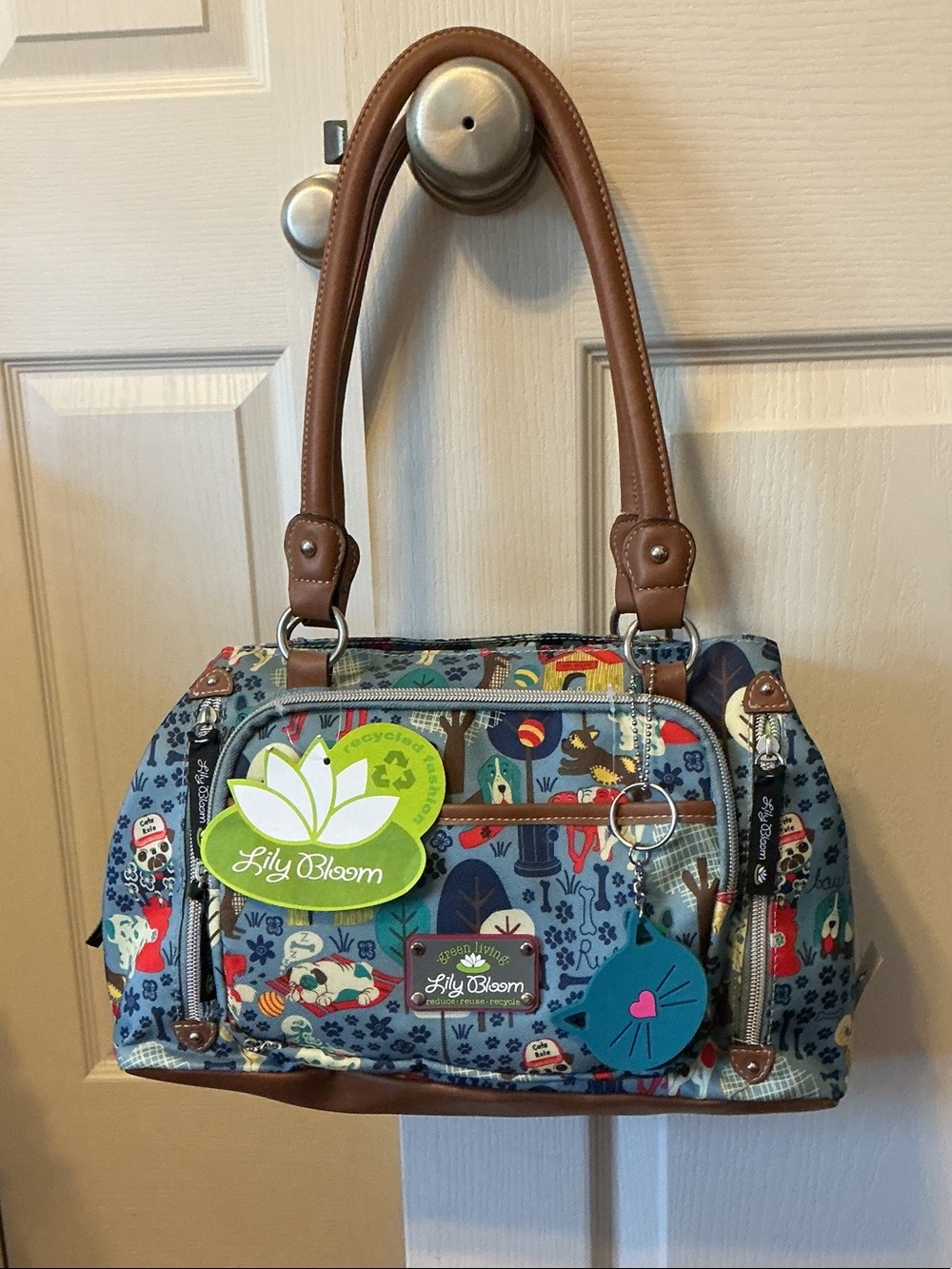 LILY BLOOM “WHO LET THE DOGS OUT”  MAGGIE SATCHEL